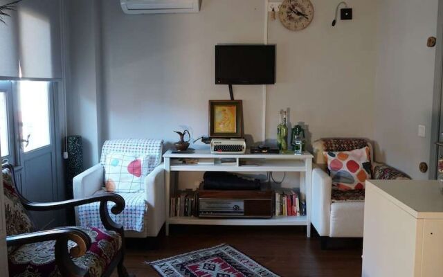Tilas House No8 - Hostel