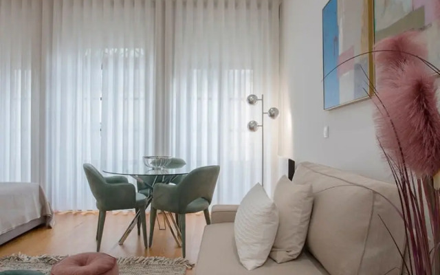 Liiiving in Porto Downtown Luxury Apartment 2R