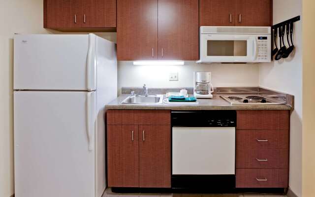 Hawthorn Suites by Wyndham Louisville East