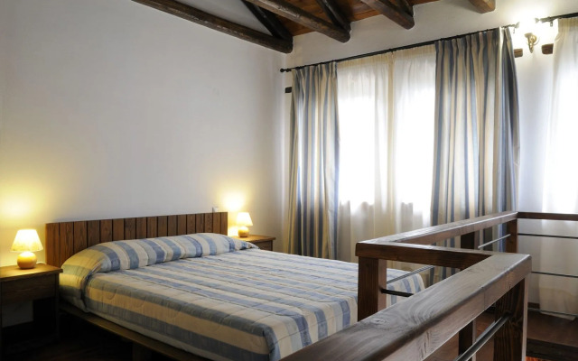 Esperos Suites & Villas