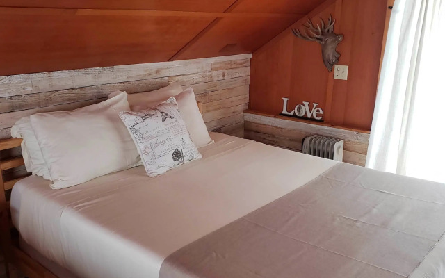 Paradise Village Hotel