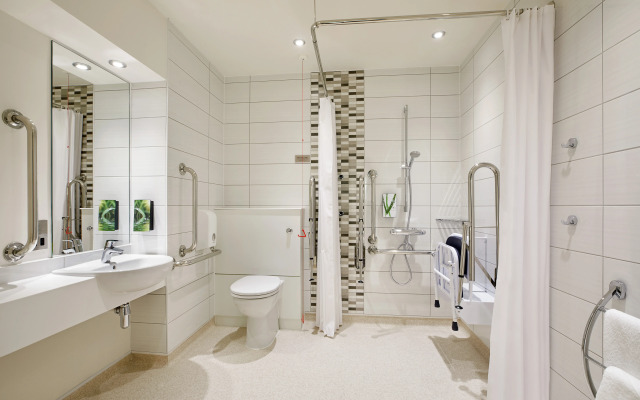 Premier Inn  Cheltenham North West