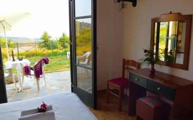 Astonishing Sea View Studio 3km To Beach