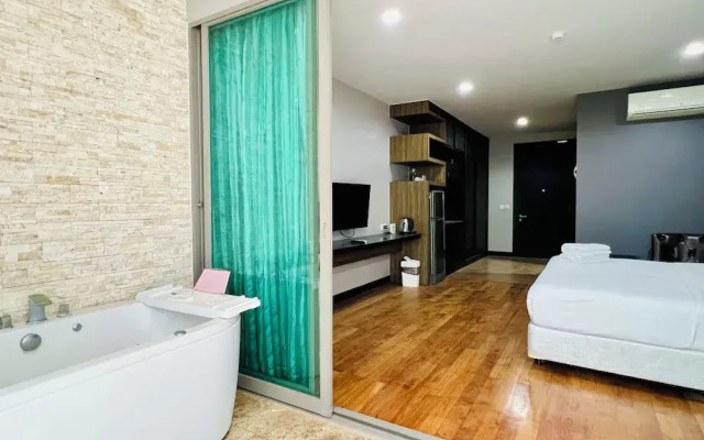 The Regent Bangtao by RESAVA