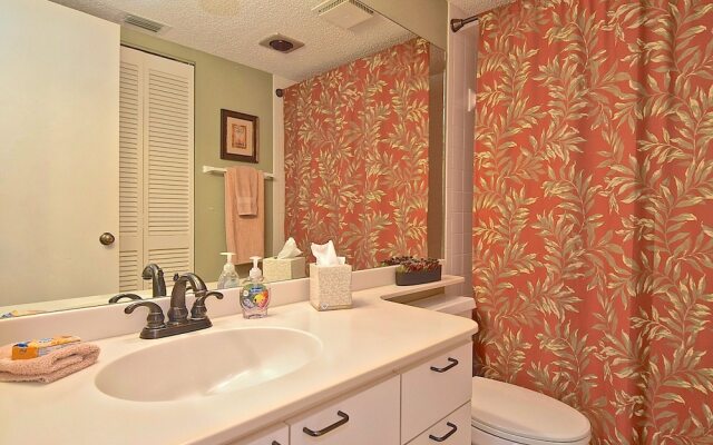 Gulf and Bay Club by Vtrips