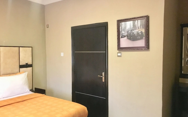 Elicris Hotel