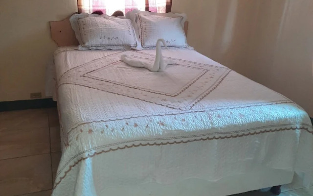 Royal Savanna Inn Hotel