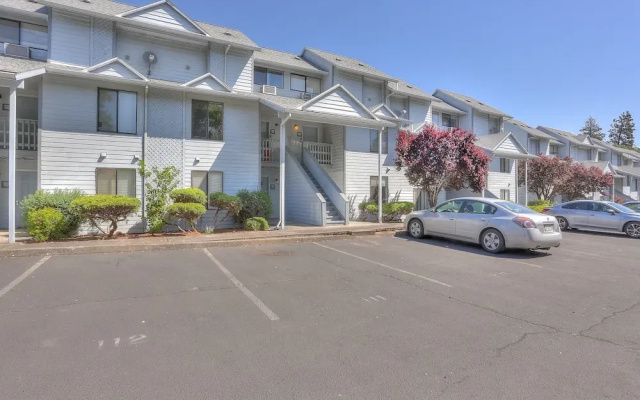 Toro Bravo Condo 5 Minutes Drive to World Class Kitting and Windsurfing Beaches by RedAwning