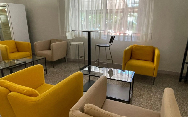 Hotel Apis