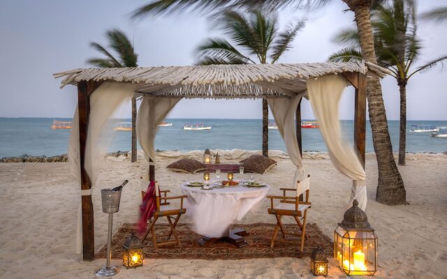 Billionaire Beachfront Apartments