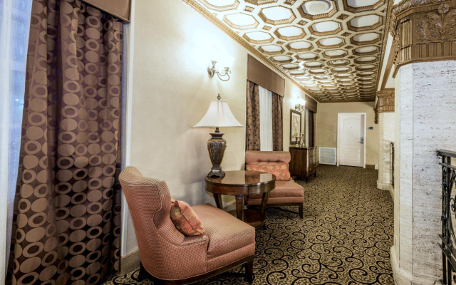 Hampton Inn & Suites Montgomery-Downtown