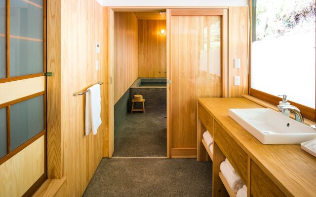 Setouchi Cominca Stays Hiroshima FROSEN