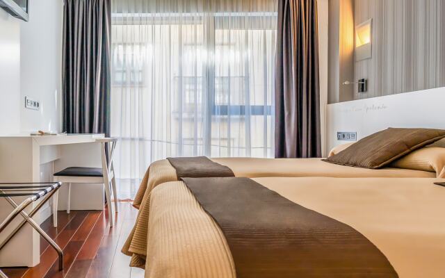 Hotel Apolonia