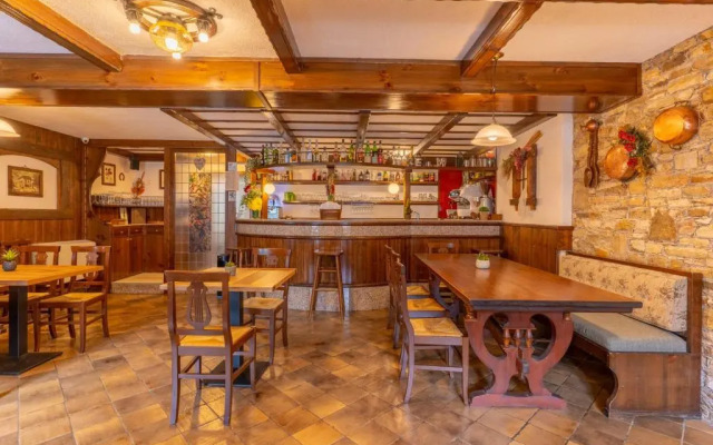 Hotel Des Alpes