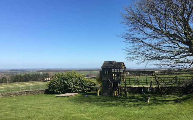 Windy Bank Hall - Holiday Home