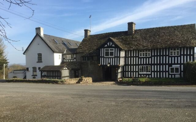 The Rhydspence Inn - Hotel