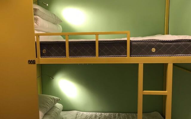 Shakespeare Garden Hostel
