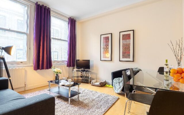 Deluxe Creechurch Lane Serviced Apartment