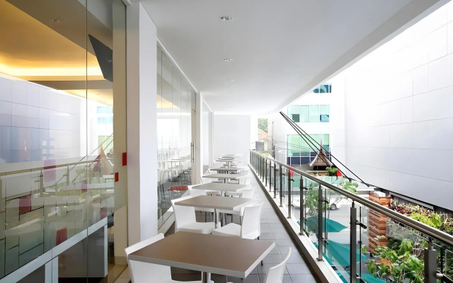 Amaris Hotel La Codefin - Kemang