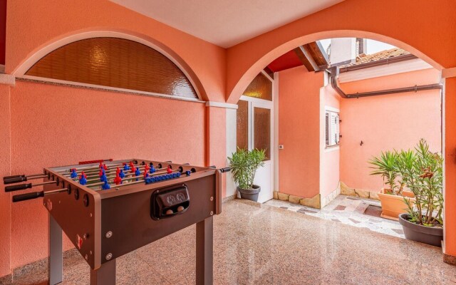 Nice Home in Pula With Sauna, Wifi and 8 Bedrooms