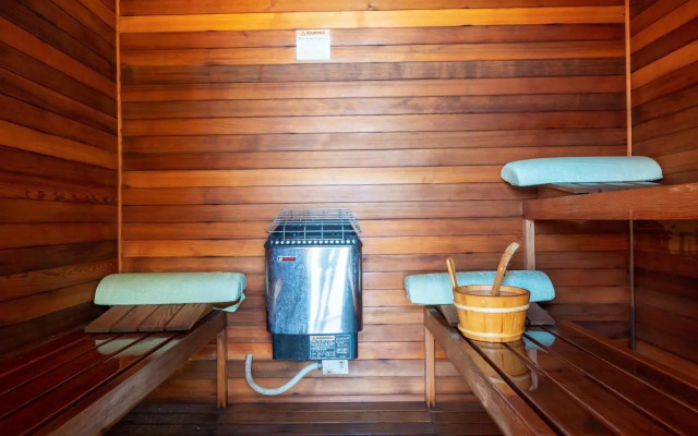 Noahs Hideaway Luxury B&B