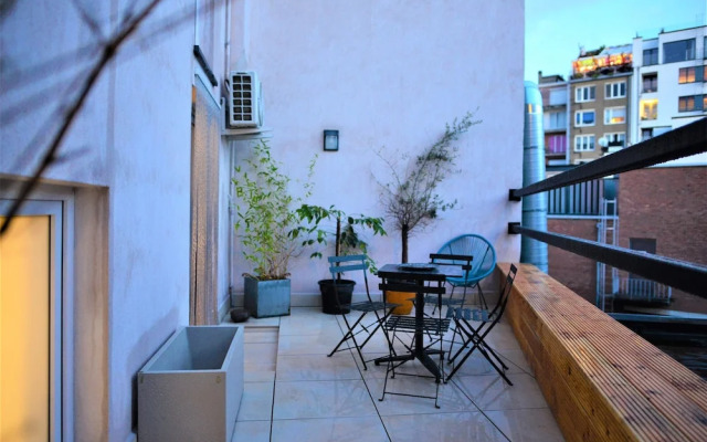 SLEEP INN ANTWERP - Flats & Suites