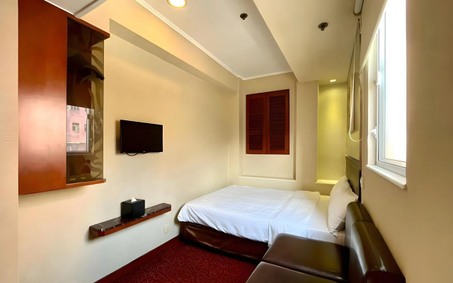 Oriental Lander Hotel – Guest Rooms – Hong Kong