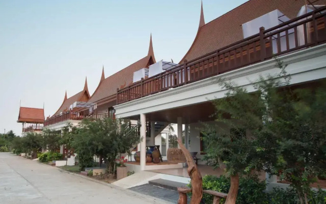 Thaihome Resort