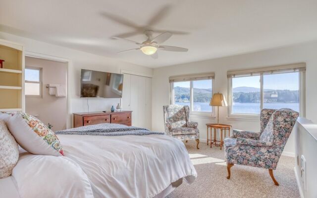 Regatta Park Lake House