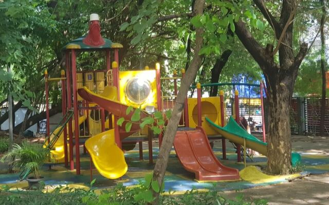 Apatel Maple Park