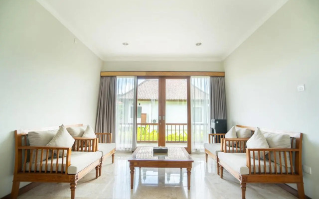 Swan Keramas Bali Villas