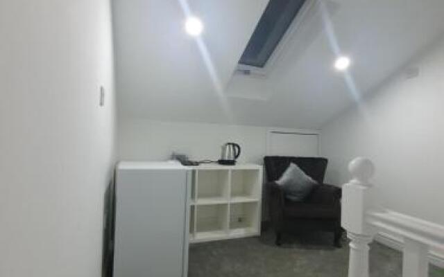 Beautiful Room-4
