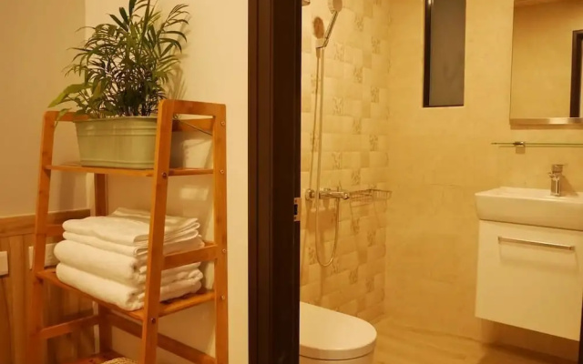 Seeing Nantai Holiday Apartment