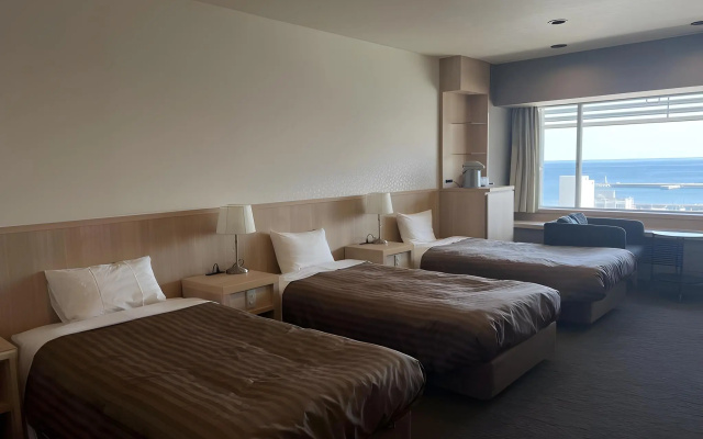 Atami New Fujiya Hotel – Guest Rooms – Atami
