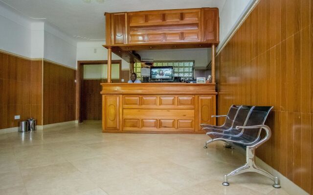 Hibis Hotel