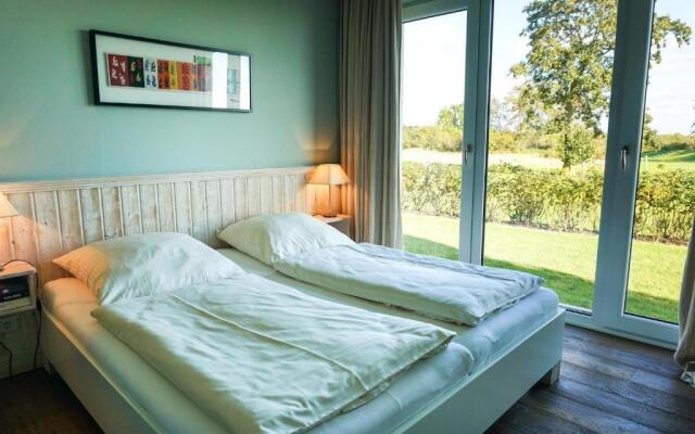 Fehmarn-OstseeferienStrandresidenz Vogelflug 14518 App 18