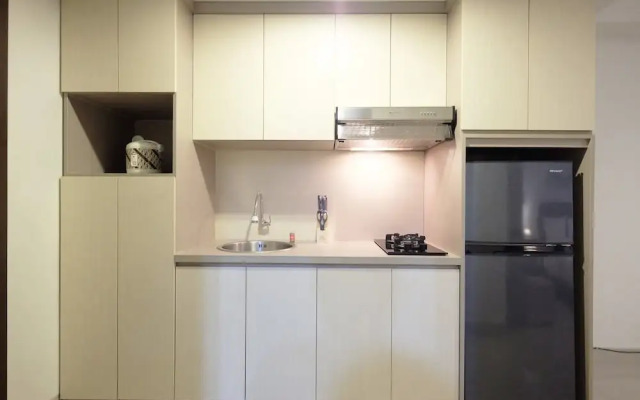 Spacious Studio Apartment @ The H Residence near MT Haryono