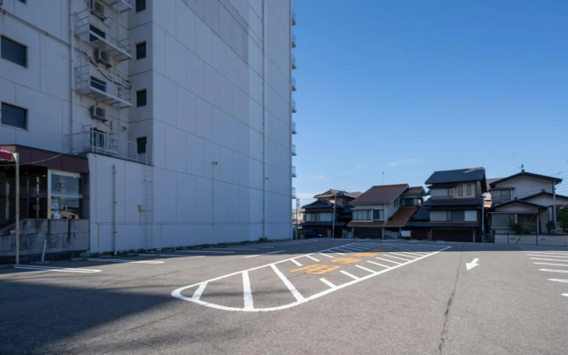 Econo Higashi Kanazawa