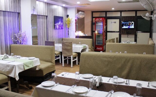 OYO 2862 Hotel Kanha Continental