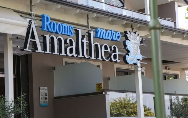 Rooms Amalthea Mare & Cafe - Bistro
