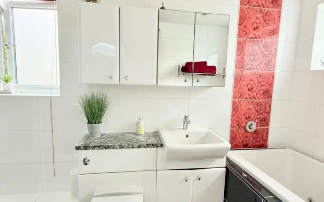 3 Bed-sleeps 6-hot Tub-pet Friendly-parking