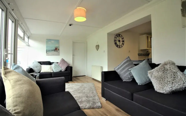 Westlands Lodge