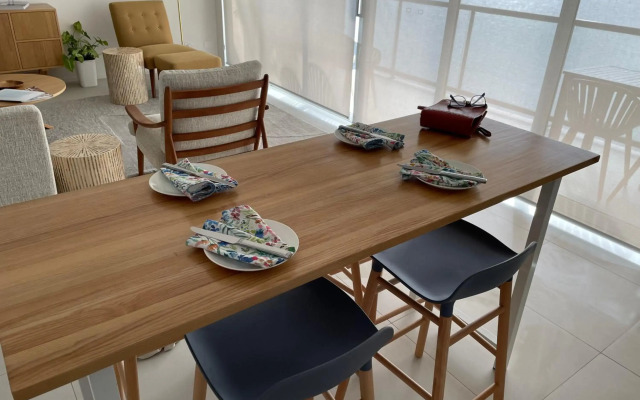 Noosa Shores Resort