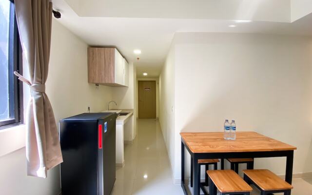Homey And Minimalist 2Br At Meikarta Apartment