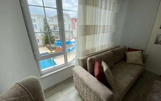 Lovely 3 Bedrooms Luxury APT with pool and Gym