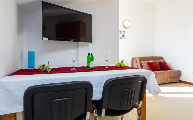 Apartments Toni 2000