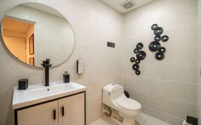 First Class Hotel