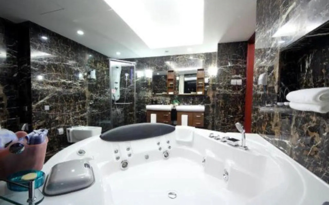 Junyu Grand Hotel