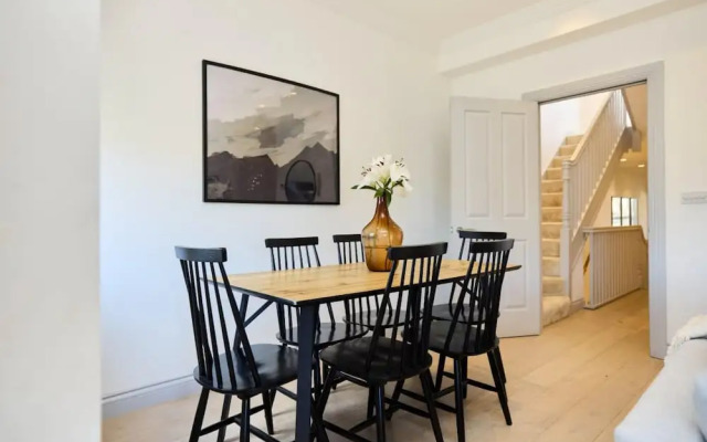 The Leghorn Quarters - Modern 3bdr With Balcony