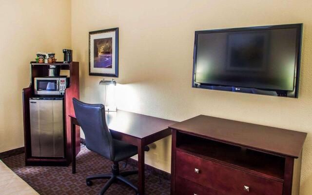 Quality Inn & Suites Peoria North